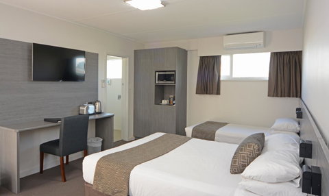 Bridge Hotel - Accommodation Great Ocean Road 3