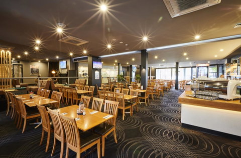 Mornington Hotel - Accommodation Great Ocean Road 11
