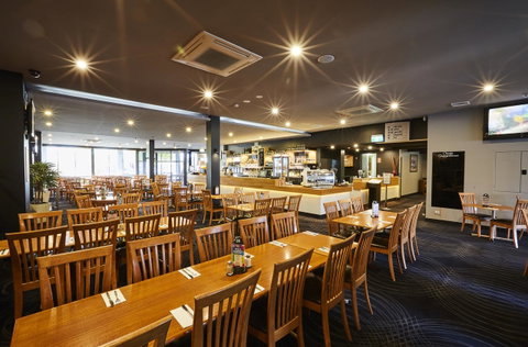 Mornington Hotel - Accommodation Great Ocean Road 9