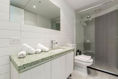 2Bedroom Apartment With Views In Docklands Next To CBD & Marvel Stadium - Accommodation Great Ocean Road 13
