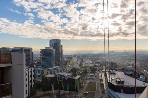 2Bedroom Apartment With Views In Docklands Next To CBD & Marvel Stadium - Accommodation Great Ocean Road 5