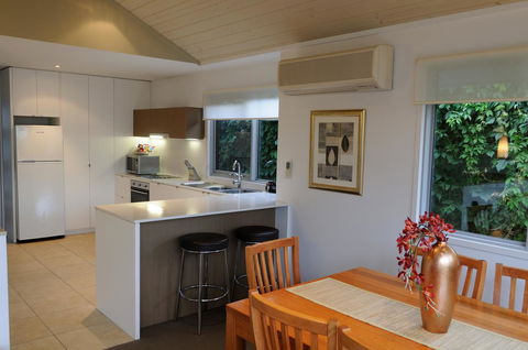 The Victoria Apartments - Accommodation Great Ocean Road 7