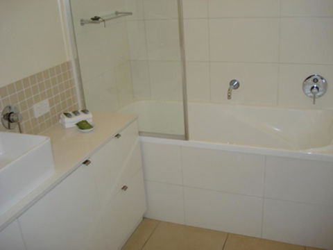 The Victoria Apartments - Accommodation Great Ocean Road 26