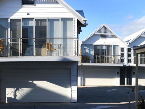 The Victoria Apartments - Accommodation Great Ocean Road 2