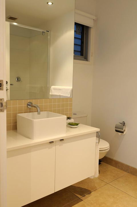 The Victoria Apartments - Accommodation Great Ocean Road 4