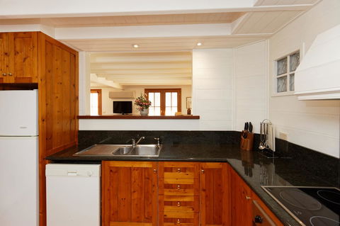 54 On Bank - Accommodation Great Ocean Road 43