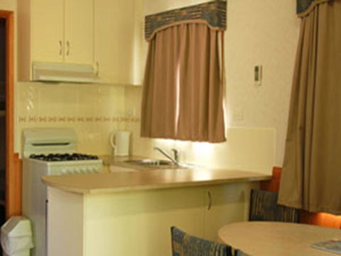 Tasman Holiday Parks - Geelong - Accommodation Great Ocean Road 17
