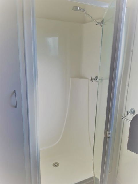 Tasman Holiday Parks - Geelong - Accommodation Great Ocean Road 6