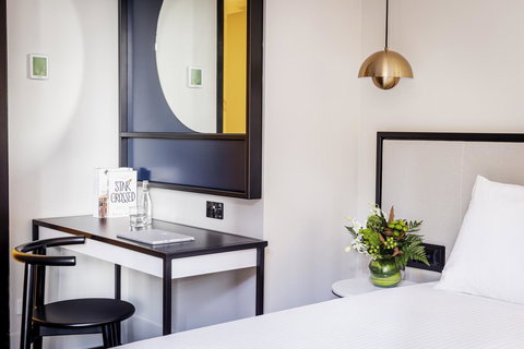 Brady Hotels Jones Lane - Accommodation Great Ocean Road 10