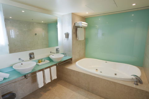 PARKROYAL Melbourne Airport - Accommodation Great Ocean Road 18