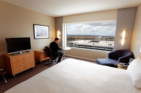 PARKROYAL Melbourne Airport - Accommodation Great Ocean Road 31