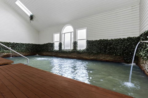 Deep Blue Hotel & Hot Springs - Accommodation Great Ocean Road 12