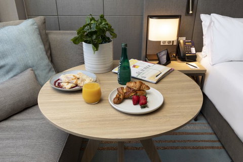 Novotel Melbourne Central - Accommodation Great Ocean Road 44