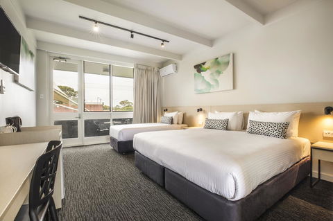 Nightcap At Seaford Hotel - Accommodation Great Ocean Road 1