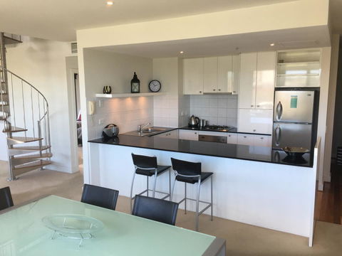 Geelong Waterfront Penthouse Apartment - Accommodation Great Ocean Road 11