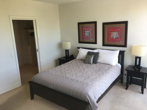 Geelong Waterfront Penthouse Apartment - Accommodation Great Ocean Road 6