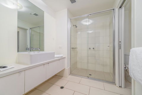 Waterfront Melbourne Apartments - Accommodation Great Ocean Road 32