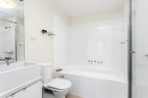 Waterfront Melbourne Apartments - Accommodation Great Ocean Road 26