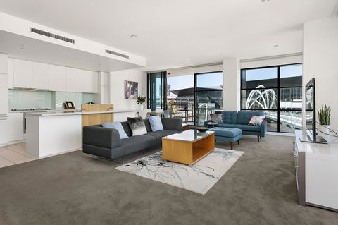 Waterfront Melbourne Apartments - Accommodation Great Ocean Road 1