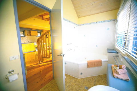 Rayville Boat Houses - Accommodation Great Ocean Road 29