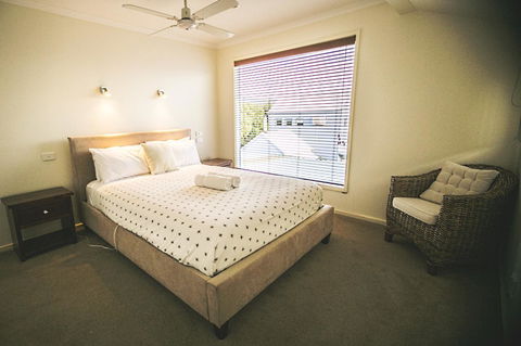 Rayville Boat Houses - Accommodation Great Ocean Road 10