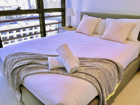Pride Docklands Waterfront Apartment City View - Accommodation Great Ocean Road 1