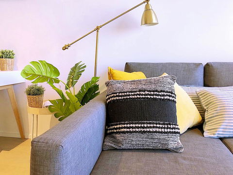 Pride Docklands Waterfront Apartment City View - Accommodation Great Ocean Road 33