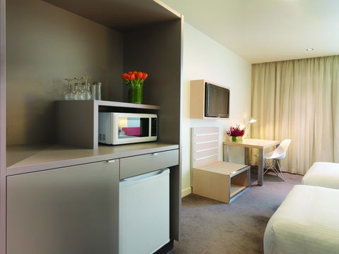Travelodge Hotel Melbourne Docklands - Accommodation Great Ocean Road 5