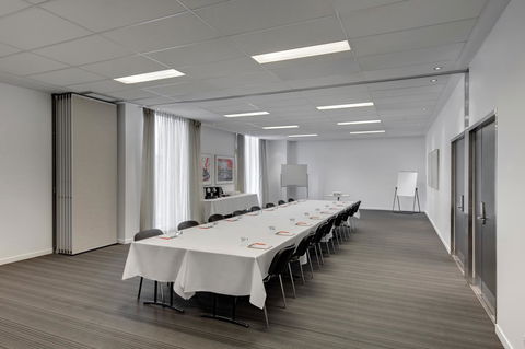 Travelodge Hotel Melbourne Docklands - Accommodation Great Ocean Road 17