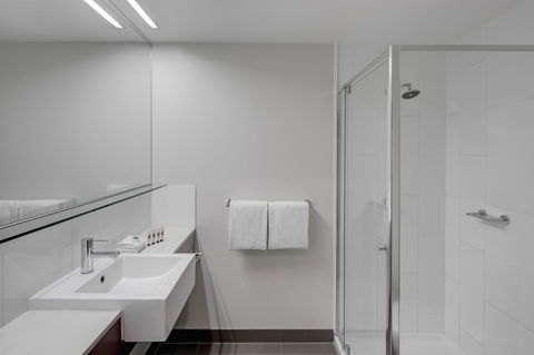 Travelodge Hotel Melbourne Docklands - Accommodation Great Ocean Road 6