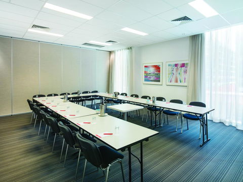 Travelodge Hotel Melbourne Docklands - Accommodation Great Ocean Road 11