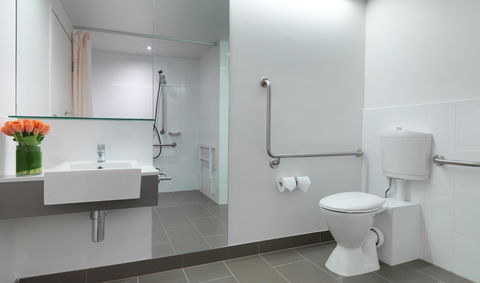 Travelodge Hotel Melbourne Docklands - Accommodation Great Ocean Road 19