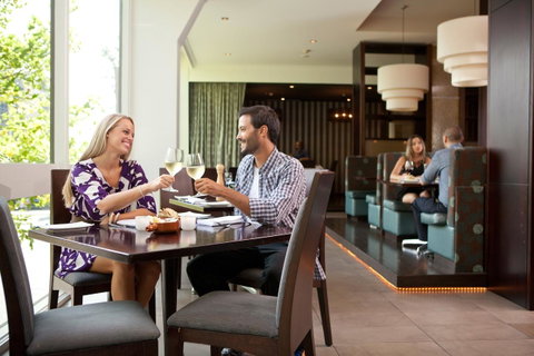Crowne Plaza Melbourne Carlton, An IHG Hotel - Accommodation Great Ocean Road 23