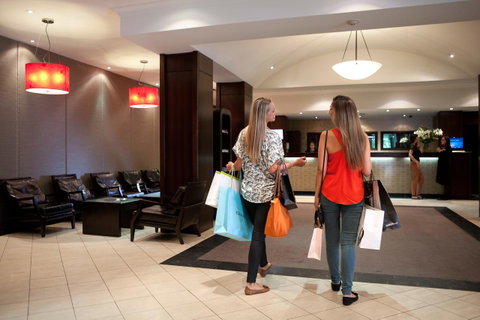 Crowne Plaza Melbourne Carlton, An IHG Hotel - Accommodation Great Ocean Road 31