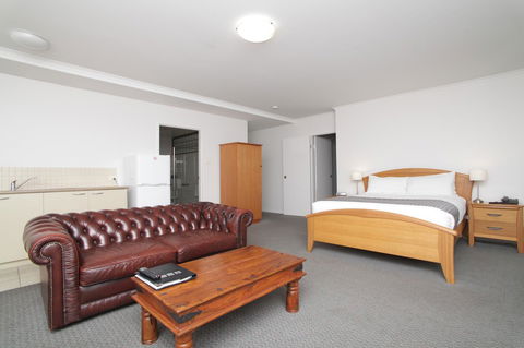 Quality Inn & Suites The Menzies - Accommodation Great Ocean Road 8