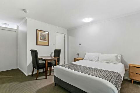 Quality Inn & Suites The Menzies - Accommodation Great Ocean Road 2
