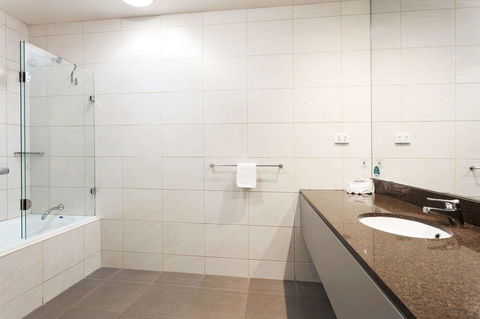Quality Hotel Bayside Geelong - Accommodation Great Ocean Road 11