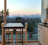 Best View St Kilda 1 BR - Spectacular Sunset Hideaway - Accommodation Great Ocean Road