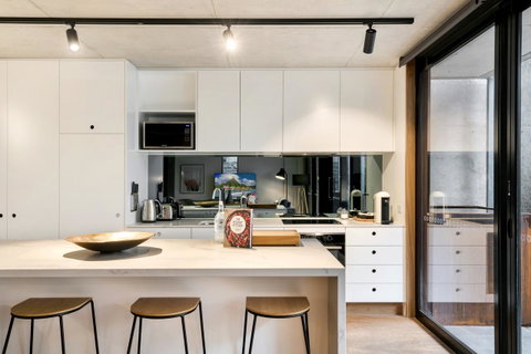 Stylish Apartment In Unique Church Development - Accommodation Great Ocean Road 3