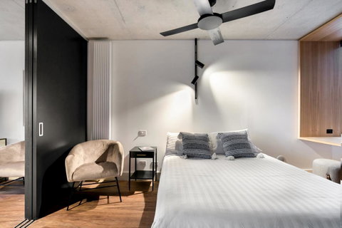 Stylish Apartment In Unique Church Development - Accommodation Great Ocean Road 2