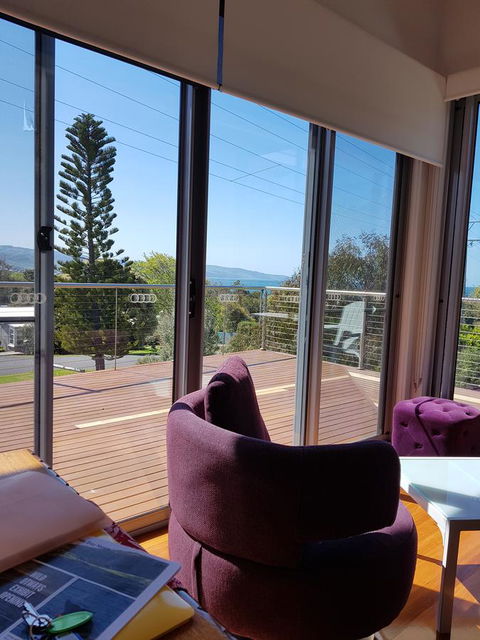 Beach Retreat Apartment Marengo - Accommodation Great Ocean Road 1