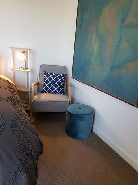 Beach Retreat Apartment Marengo - Accommodation Great Ocean Road 9