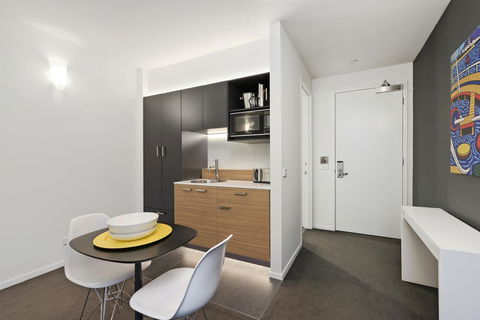 Vue Apartments Geelong - Accommodation Great Ocean Road 2