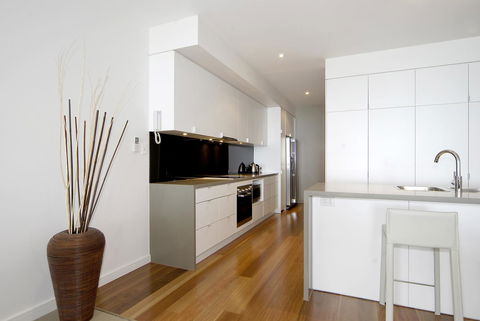 C-Scape Water Front Apartment - Accommodation Great Ocean Road 2