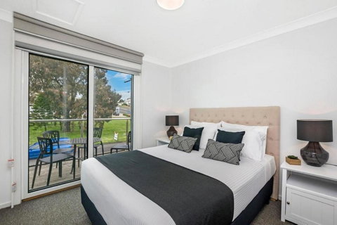 Apartments 521 - Accommodation Great Ocean Road 4