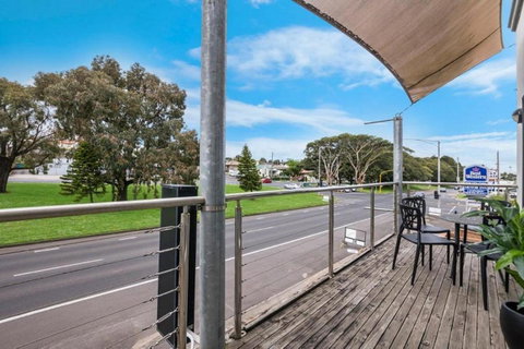 Apartments 521 - Accommodation Great Ocean Road 16