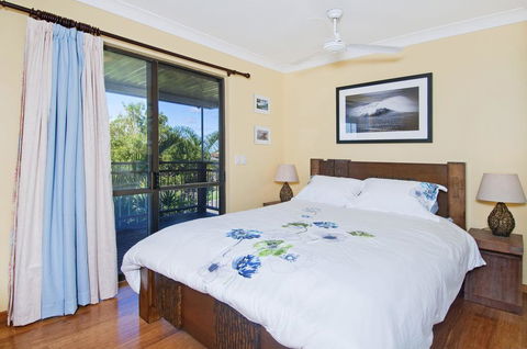 THE BOARDROOM ON BANKSIA - 11 Banksia Ave Bonny Hills - Accommodation Great Ocean Road 3
