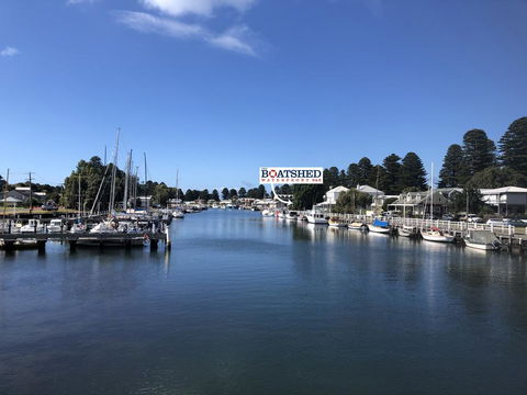 The Boatshed Waterfront B&b - Accommodation Great Ocean Road 2