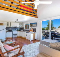 The Chalet at Callala Beach - beach house character - Accommodation Great Ocean Road