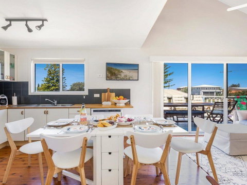 The Chalet At Callala Beach - Beach House Character - Accommodation Great Ocean Road 3